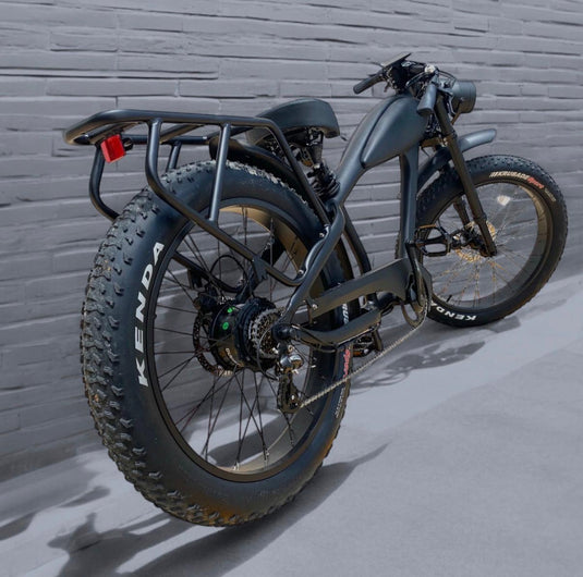 دراجة كهربائية Cooler King 750S BLACK EDITION - 48 فولت، دراجة كهربائية على الطراز القديم